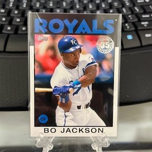 2021 Topps Update #86B-17 Bo Jackson 1986 Topps Baseball 35th Anniversary